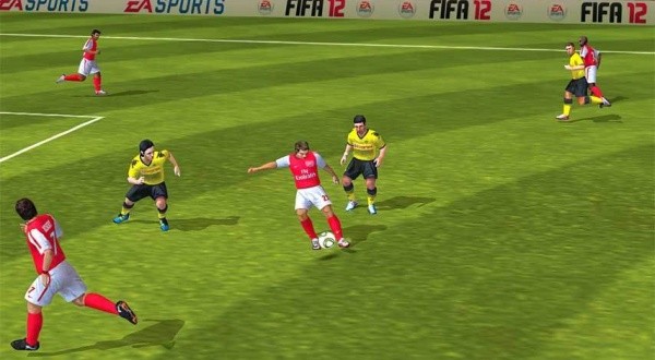 FIFA2012中文版截图1